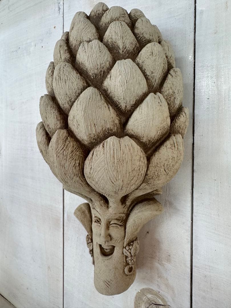 アーティチョーク型　ライムストーン　壁掛け　オーナメント