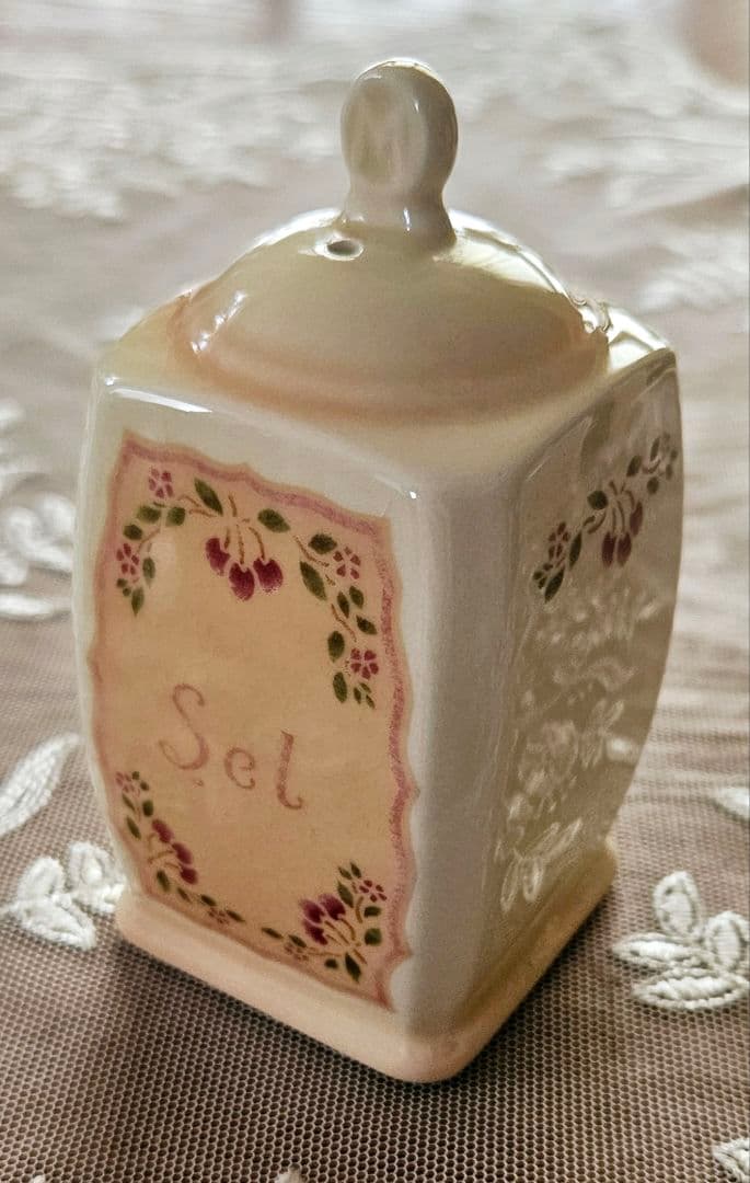 廃盤品 レア マニー アンティークチェリー キャニスター ソルト&ペーパー 新品