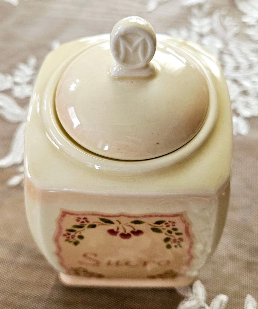 廃盤品 レア マニー アンティークチェリー キャニスター ソルト&ペーパー 新品