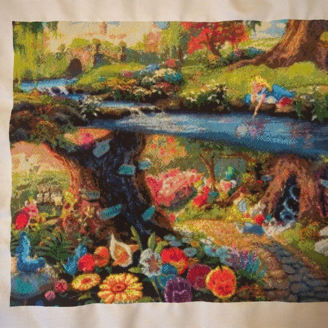 クロスステッチ　完成品　不思議の国のアリス