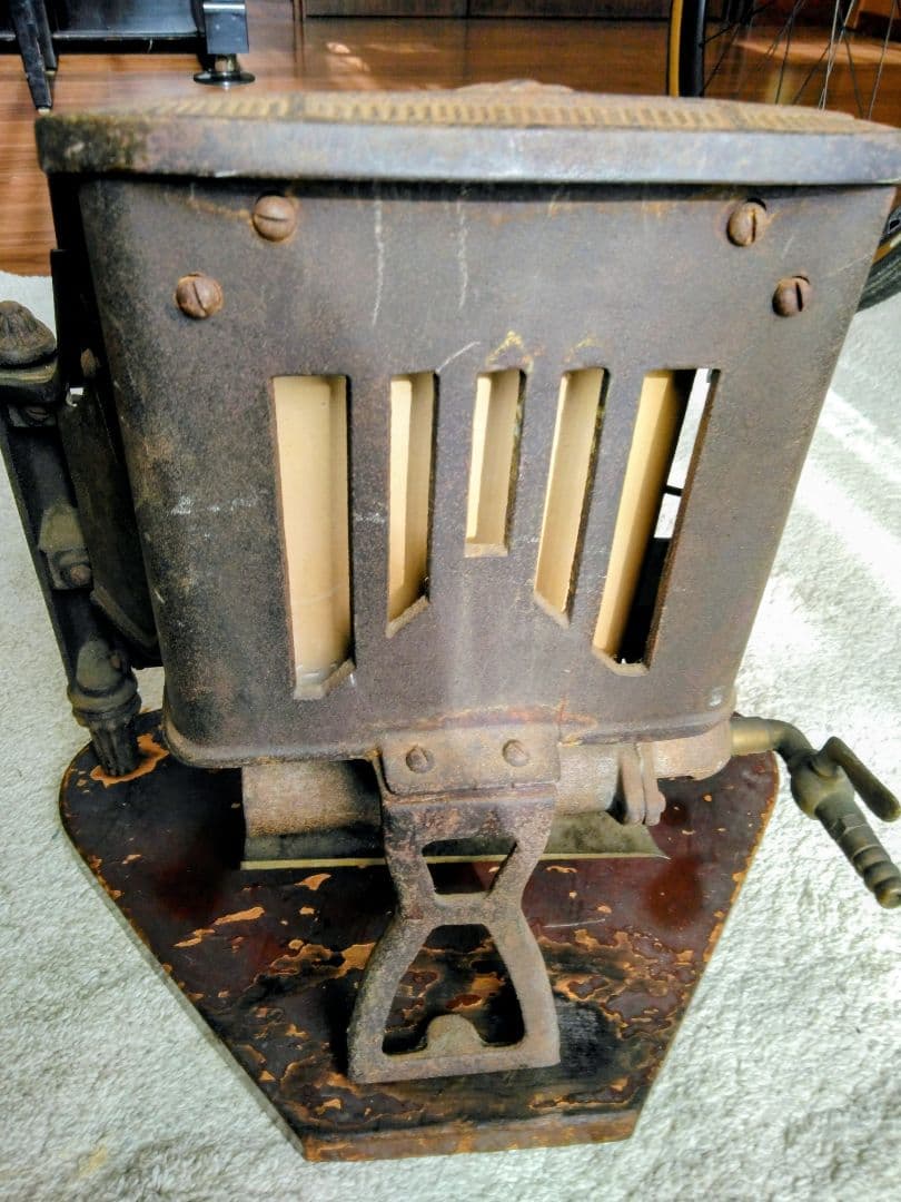 アンチーク・ガスストーブ