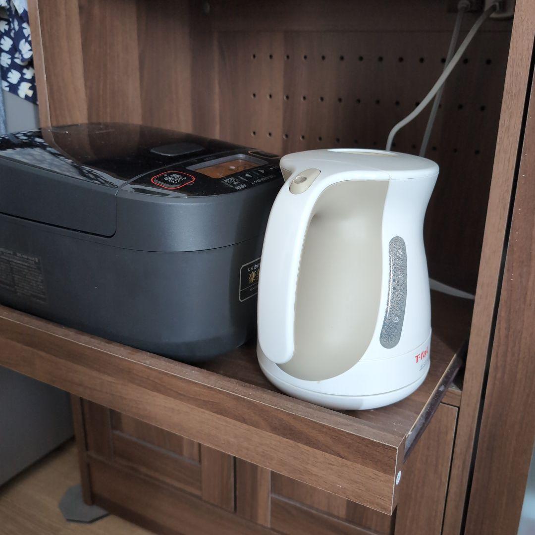 【最終値下げ】送料込み！ブラウン木製食器棚　幅88cm奥行40cm高さ83cm