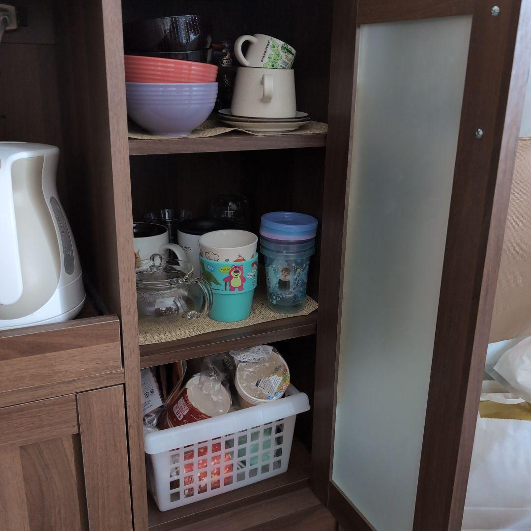 【最終値下げ】送料込み！ブラウン木製食器棚　幅88cm奥行40cm高さ83cm