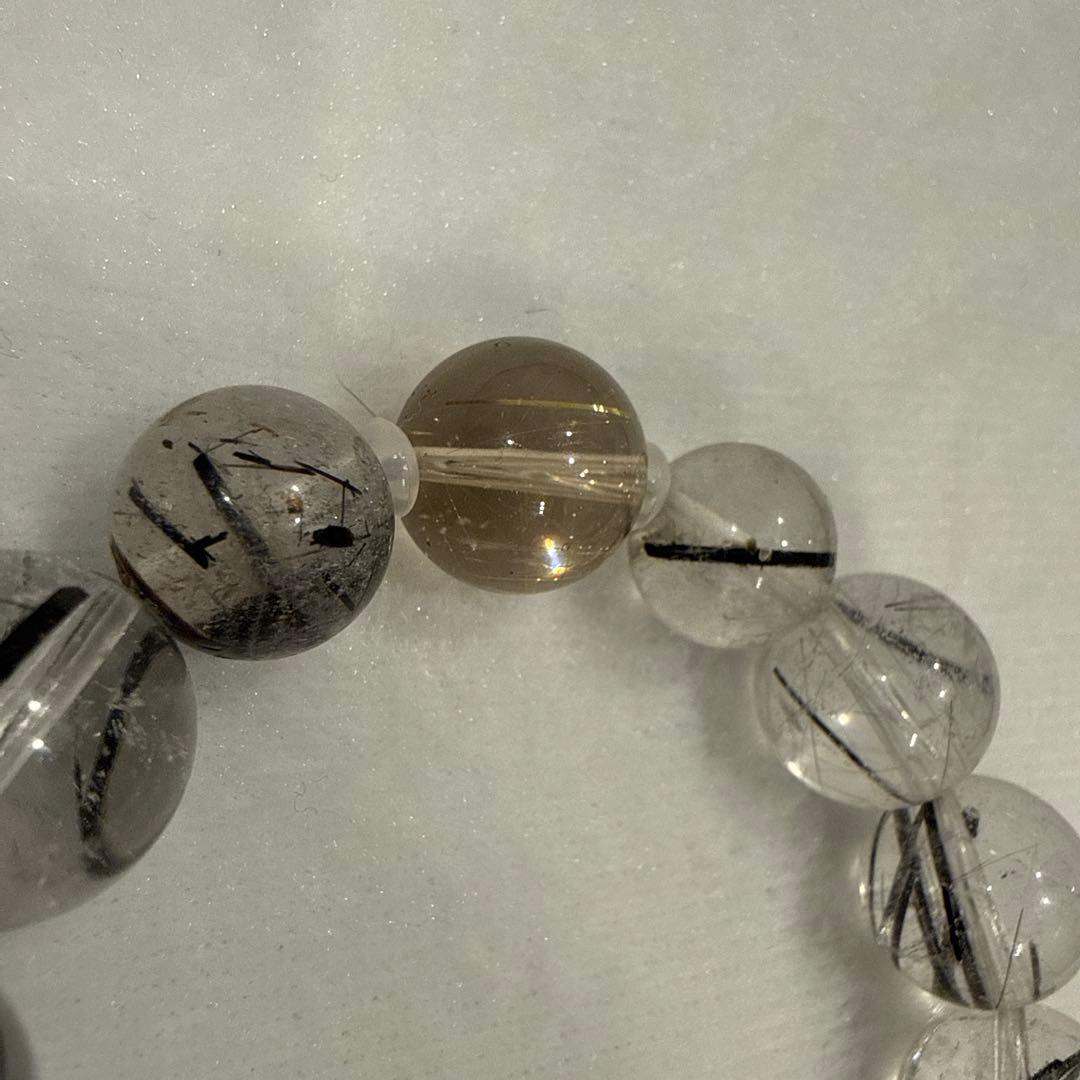 ブラックルチル、ゴールドルチル天然石ブレスレット