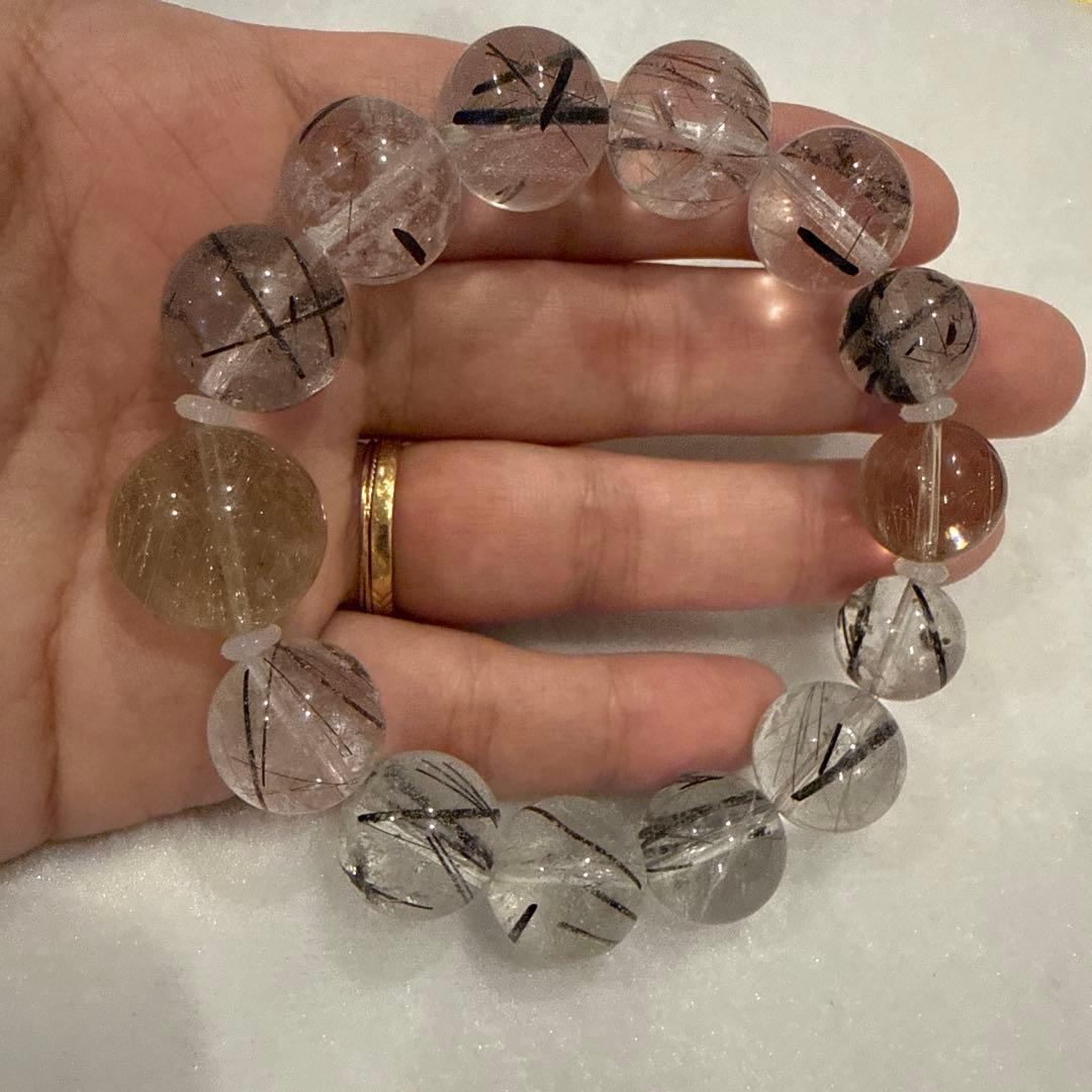 ブラックルチル、ゴールドルチル天然石ブレスレット