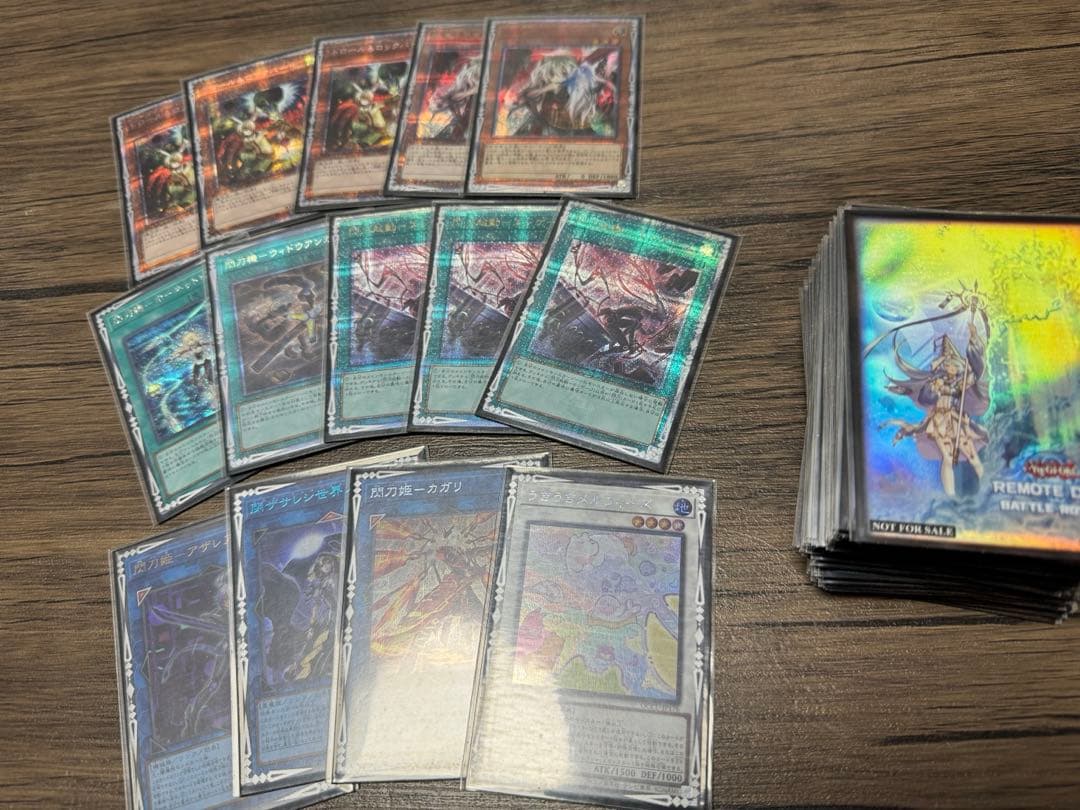 遊戯王引退品20th25thプリシク汎用手札誘発多数プレイマットも