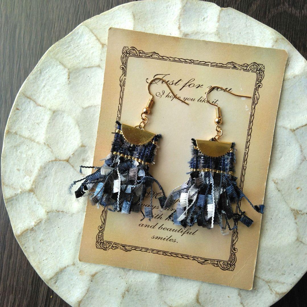 再販63 フリンジ 青 ネイビー ピアス イヤリング タッセル アクセサリー 春