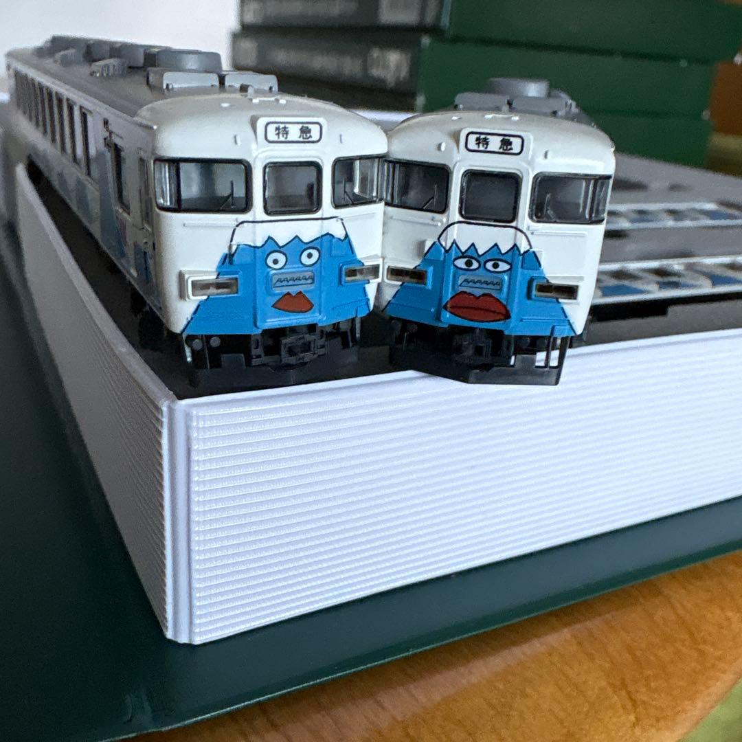 新同】KATO 10-238 富士急行2000系「フジサン特急」6両セット② - メルカリ