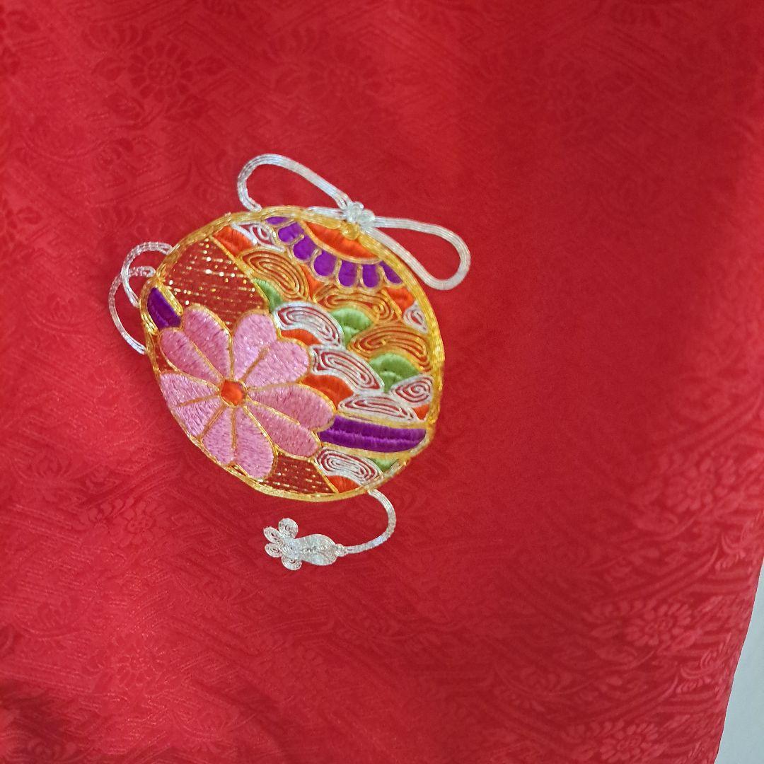 七五三 赤い花柄刺繍衣装　3歳