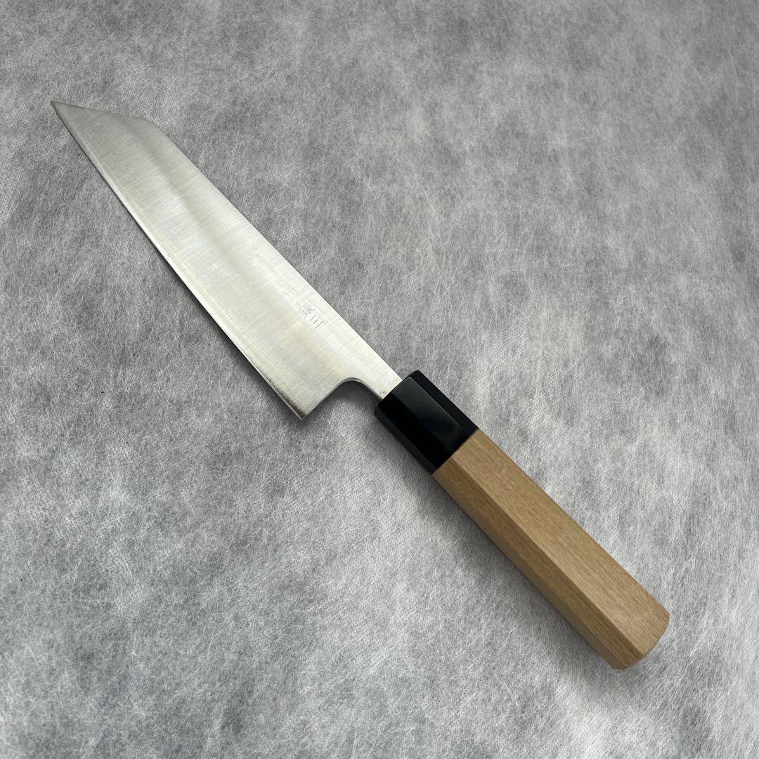 唯千里オリジナル 《銀三》剣型三徳・文化 170 mm【水牛八角柄】