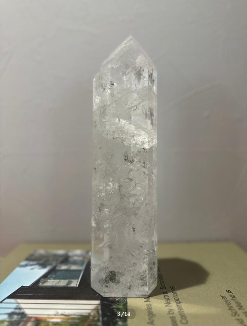 虹入り【ロッククリスタル】水晶 タワー ポイント ブラジル産