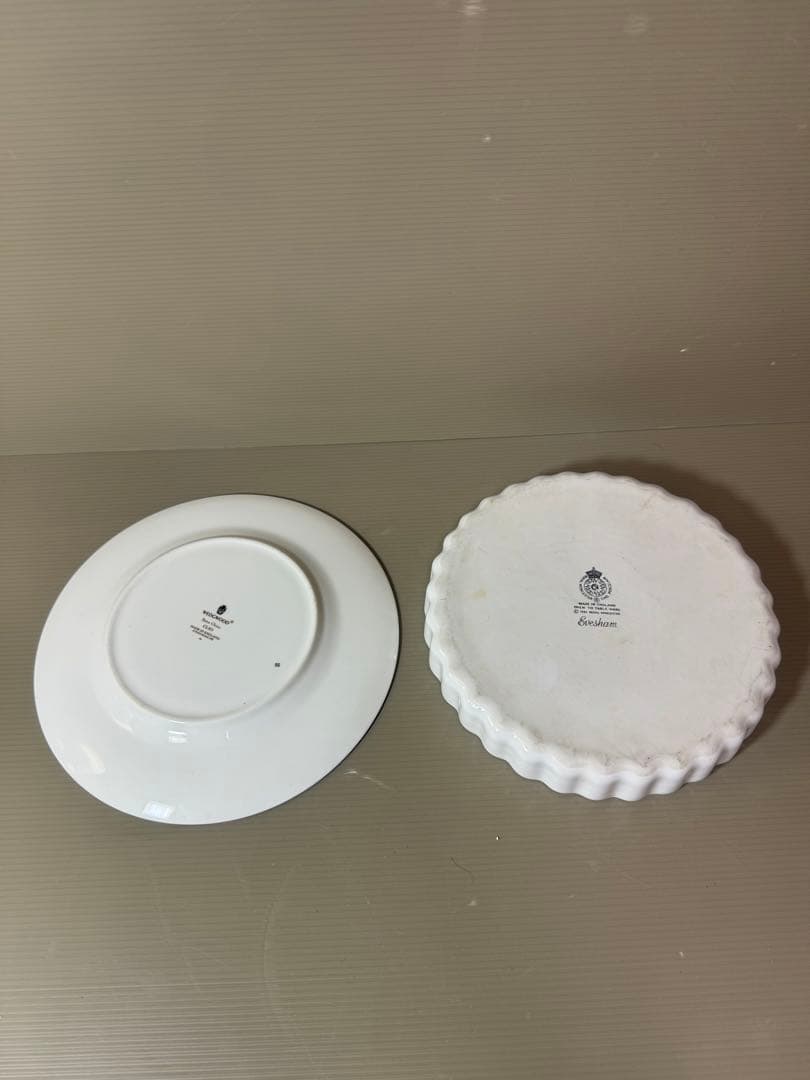 2763 ウェッジウッド皿1客　ロイヤルウースター皿1客　金彩