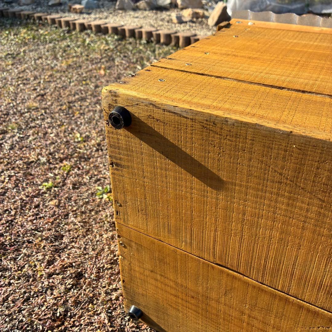 りんご箱で作ったキエーロ型コンポスト