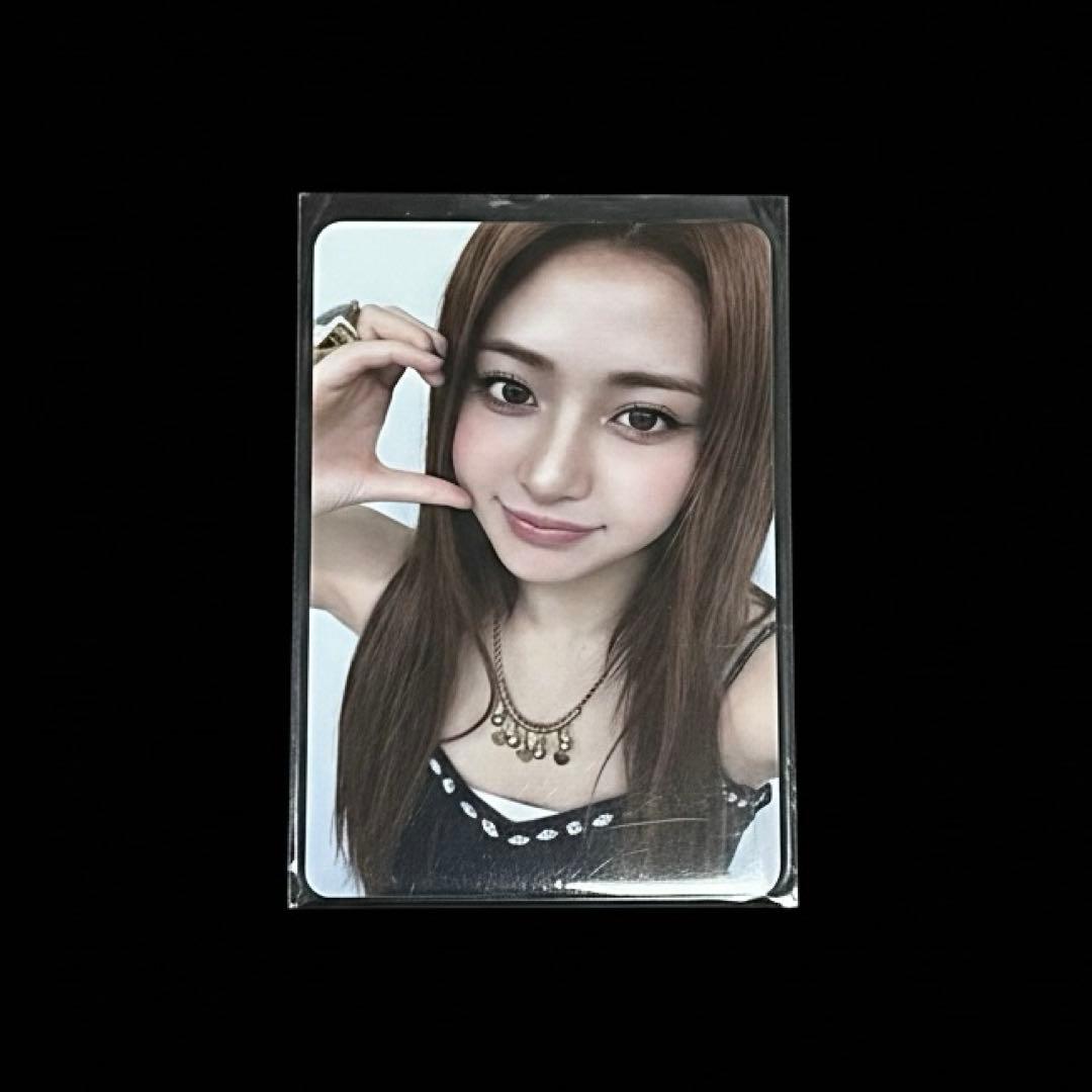 LE SSERAFIM HOT YUNJIN ユンジン 台北 台湾サイン会トレカ - メルカリ