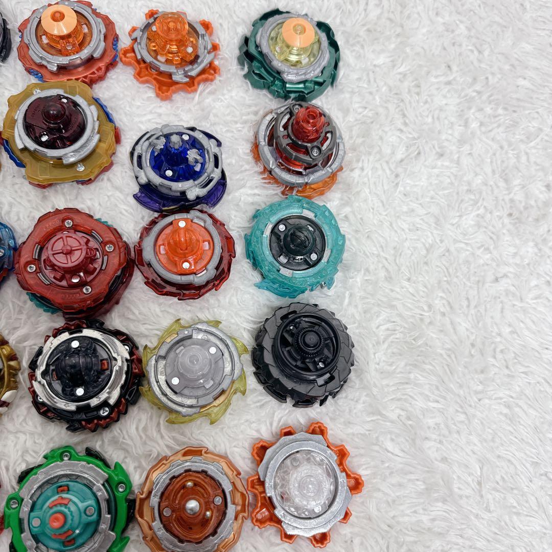 ベイブレードバースト 計129点 引退品 まとめ DB DU 付属パーツ有