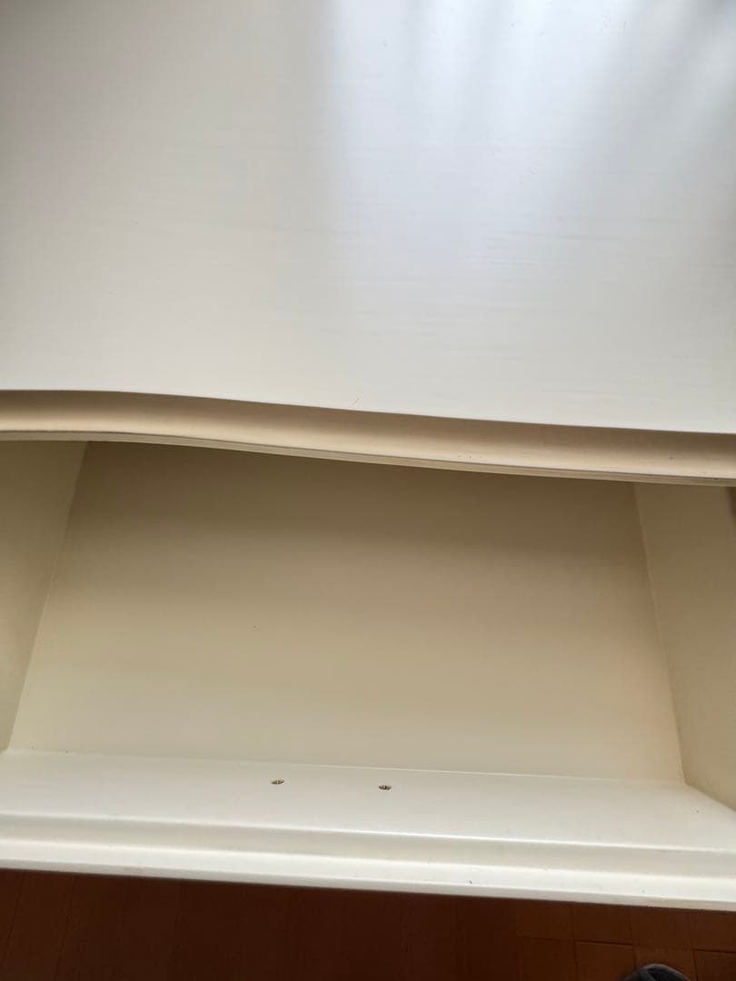 【年内出品終了】ローラアシュレイ　リビングテーブル