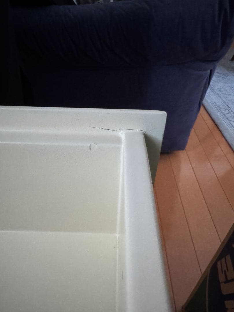 【年内出品終了】ローラアシュレイ　リビングテーブル