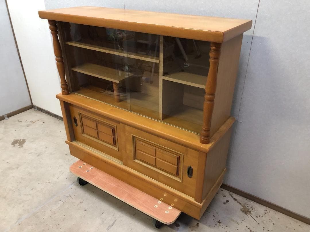 送料無料　【昭和レトロ】食器棚 ヴィンテージ リビングボード 木製　1010-2