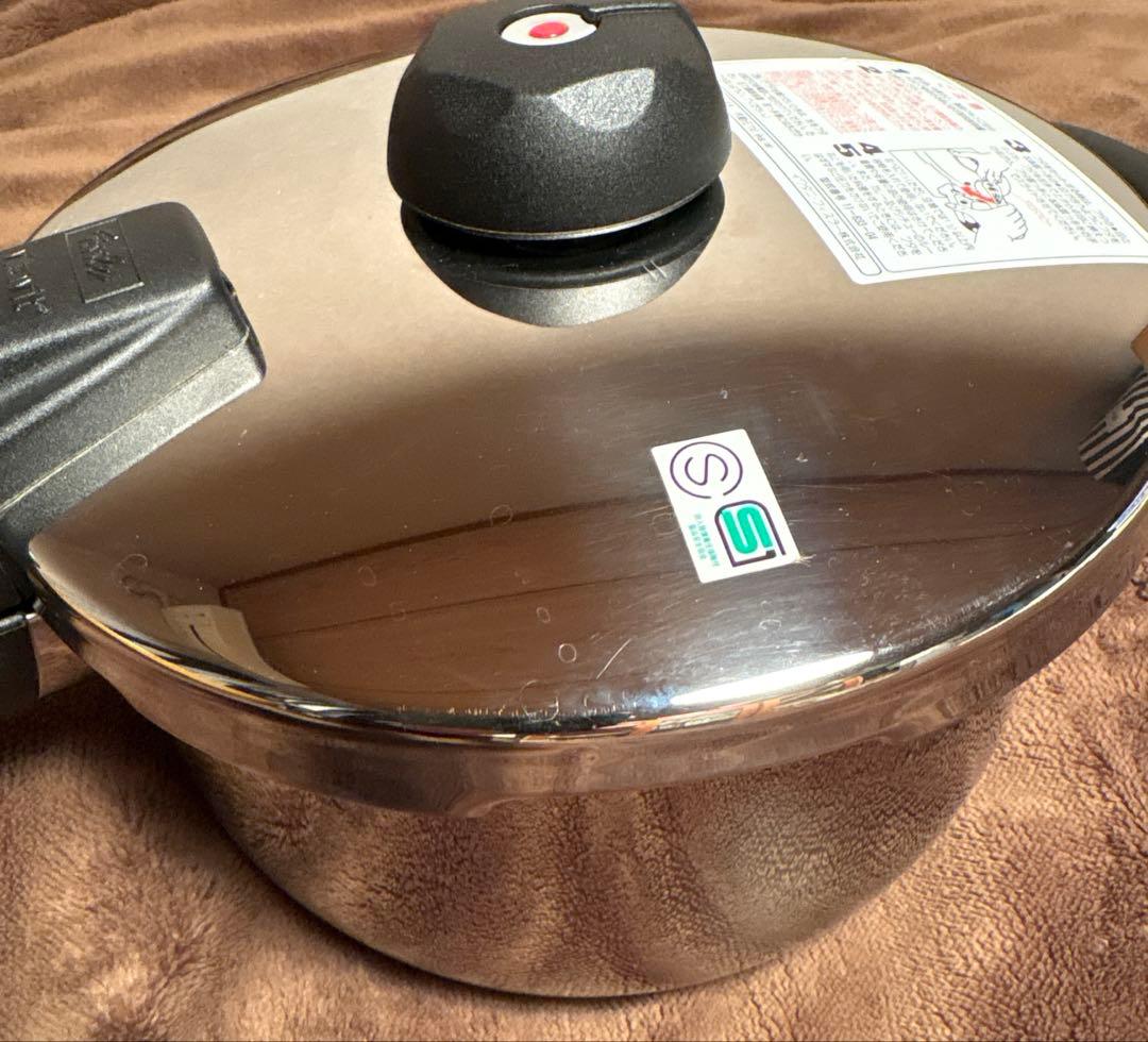 フィスラー Fissler 圧力鍋 VITAVIT  レシピ本付