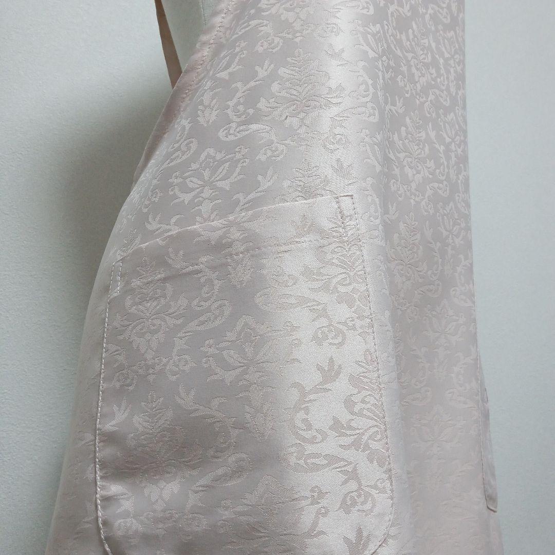 桂由美　Yumi sienne 花柄エプロン 薄いピンク サテン風