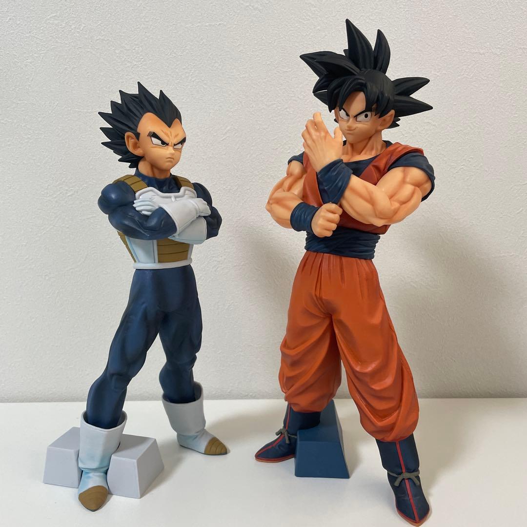 ドラゴンボール　一番くじ　フィギュア 孫悟空、ベジータ