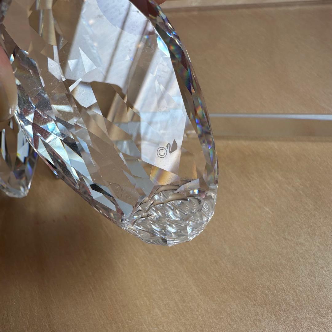 スワロフスキー ペアスワン 台付き ※訳あり - メルカリ