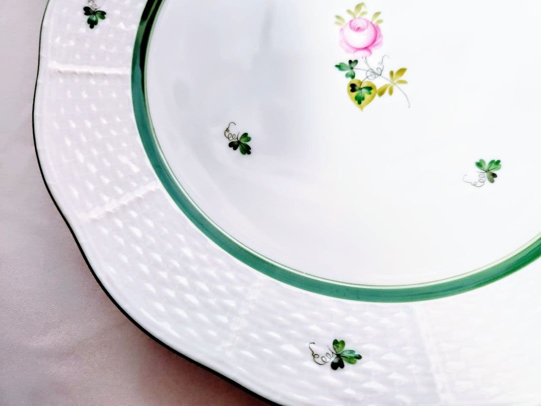 ヘレンド【未使用・美品】《ウィーンの薔薇》ディナープレート25.7cm2枚セット