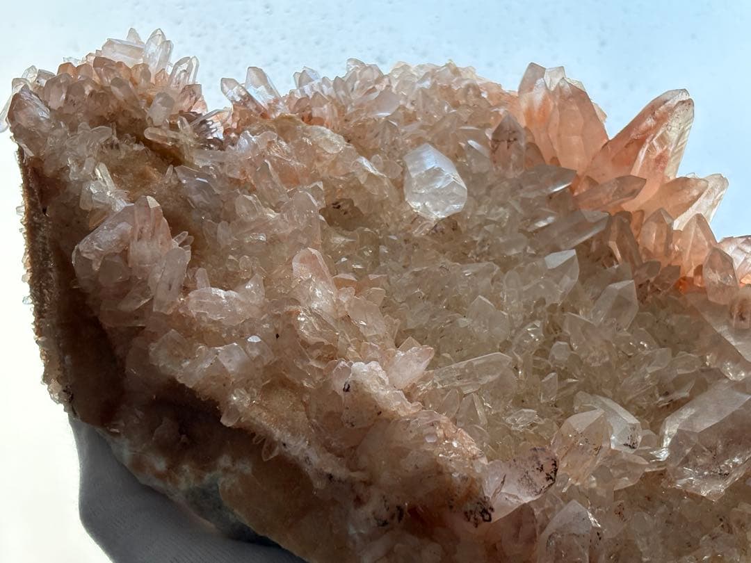 ピンクマニカラン水晶クラスター　約4.3kg