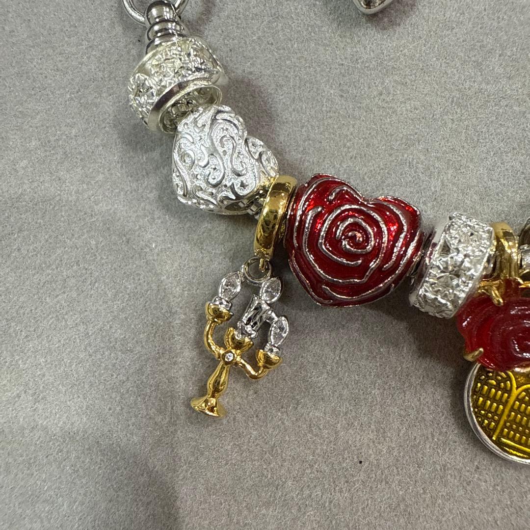 美女と野獣をイメージ パンドラみたいな太いブレス 45センチほど