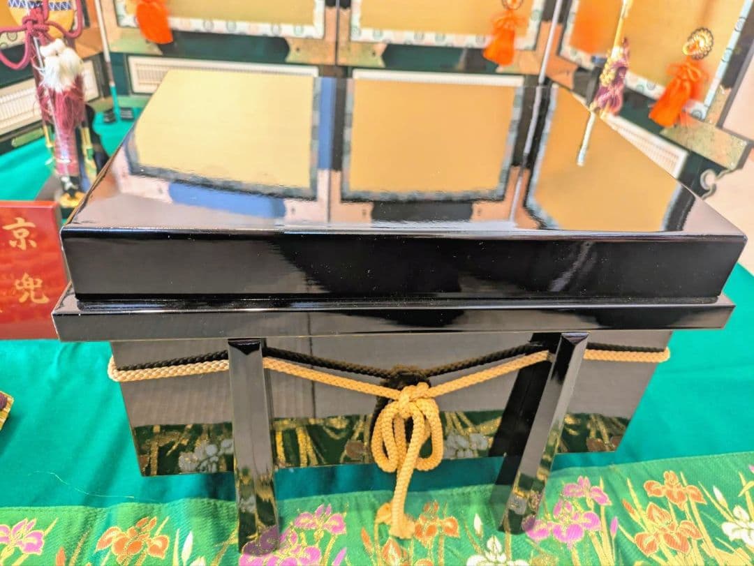 貴重レア　平安武徳作　京鎧　五月人形　兜段飾り　弓・太刀・屏風付き　人形の天明館