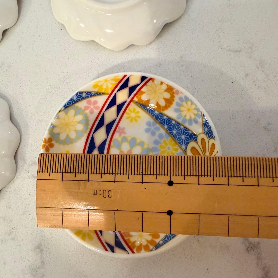 【新品】豆皿　小皿　晴れの日　花柄陶磁器皿4枚セット