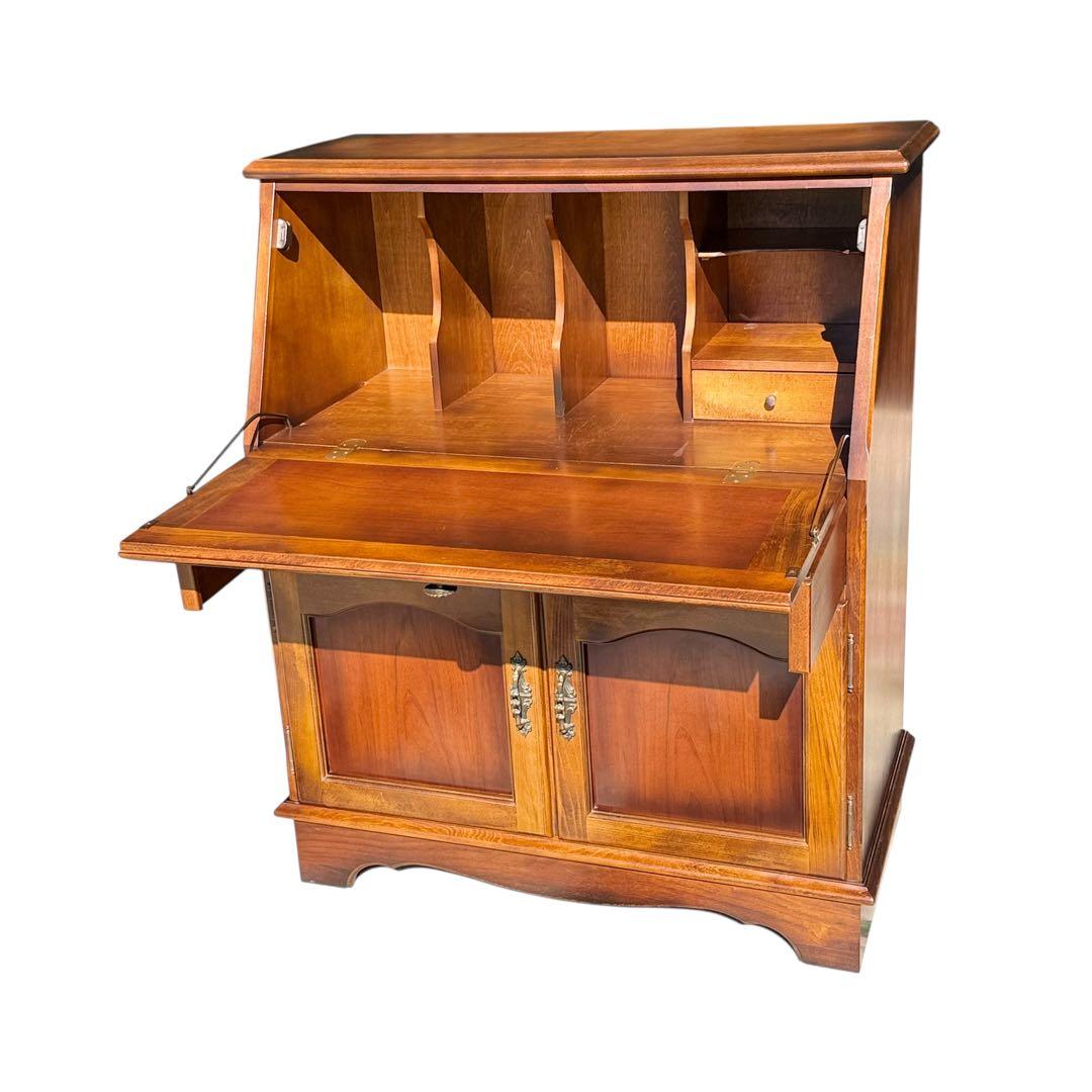 KZ027 【リアルシャビー】カリモク　ライティングビューロー　コロニアル