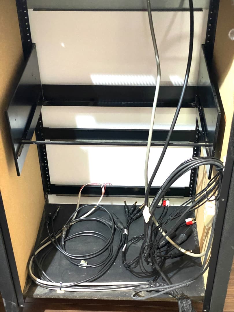 a*2様 動作品 RAMSA WL-R01 電源+システム ラック マウント用キ - メルカリ