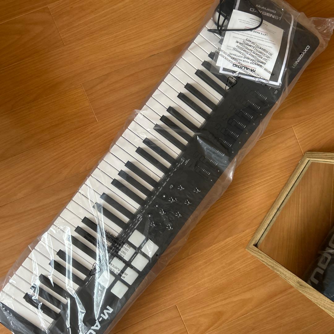 M-Audio Oxygen 61 MKV MIDIキーボード