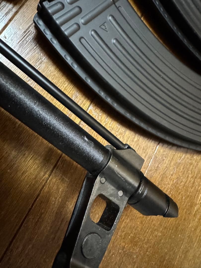 東京マルイ　AKM 箱無し　マガジン4個付き