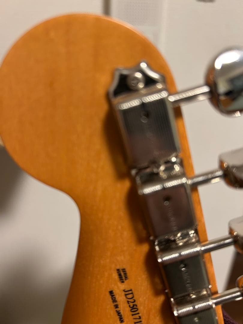Fender Stratocasterチャーモデル