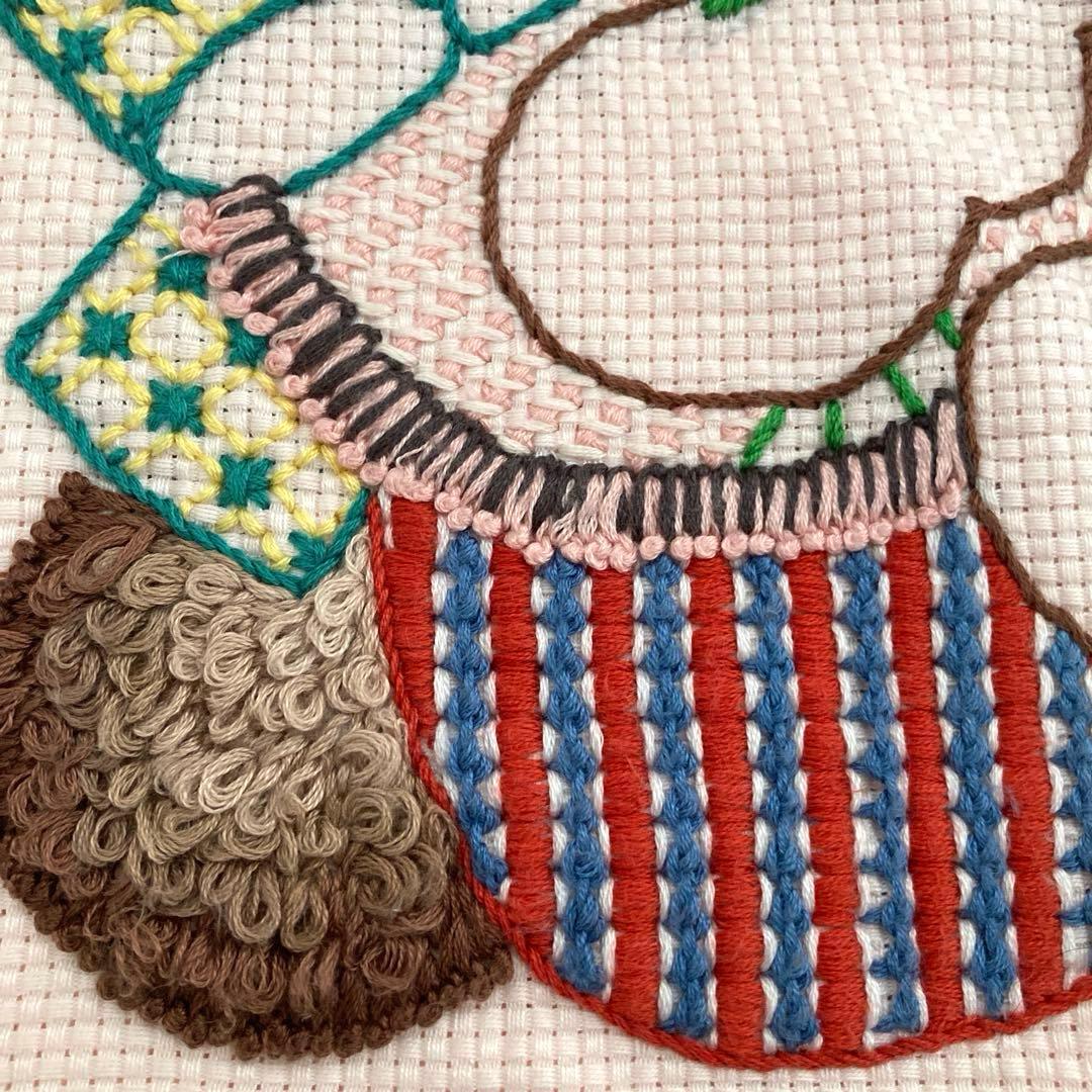 クッションカバー　2枚　手刺しゅう　昭和　レトロ　デザイン　ピンク　戸塚刺繍