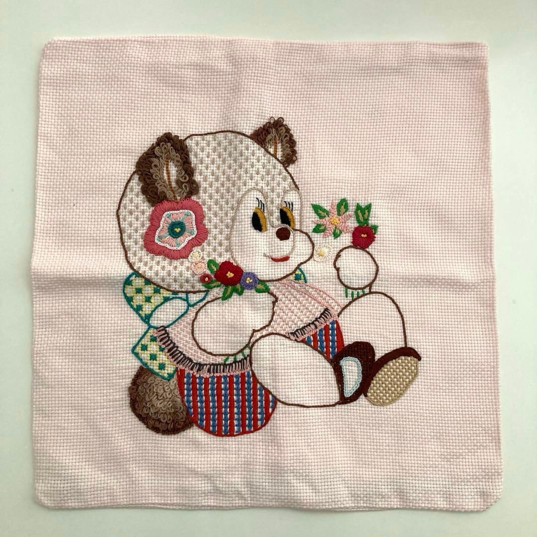クッションカバー　2枚　手刺しゅう　昭和　レトロ　デザイン　ピンク　戸塚刺繍