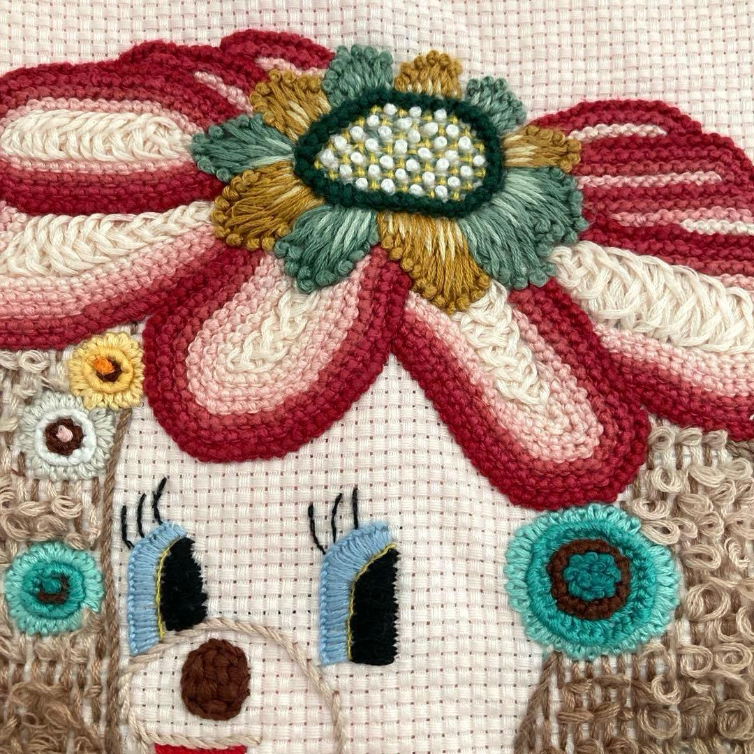 クッションカバー　2枚　手刺しゅう　昭和　レトロ　デザイン　ピンク　戸塚刺繍