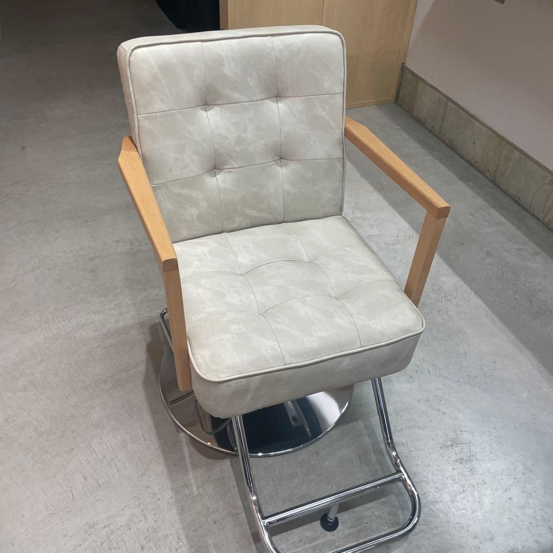 ☺︎さま専用マテリ　スタイリングチェア