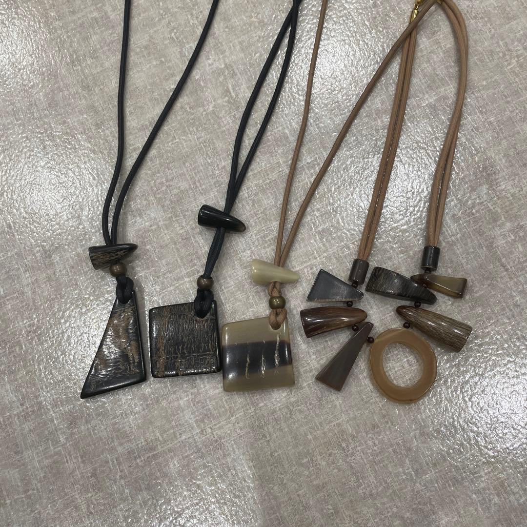 ネックレス　（牛角）　ハンドメイドアクセサリー