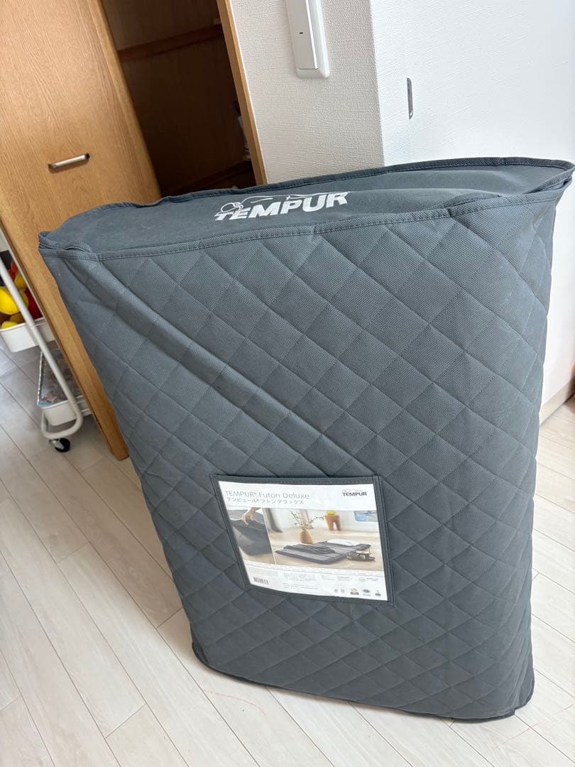 【美品　2週間のみ使用】TEMPUR フトンデラックス マットレス