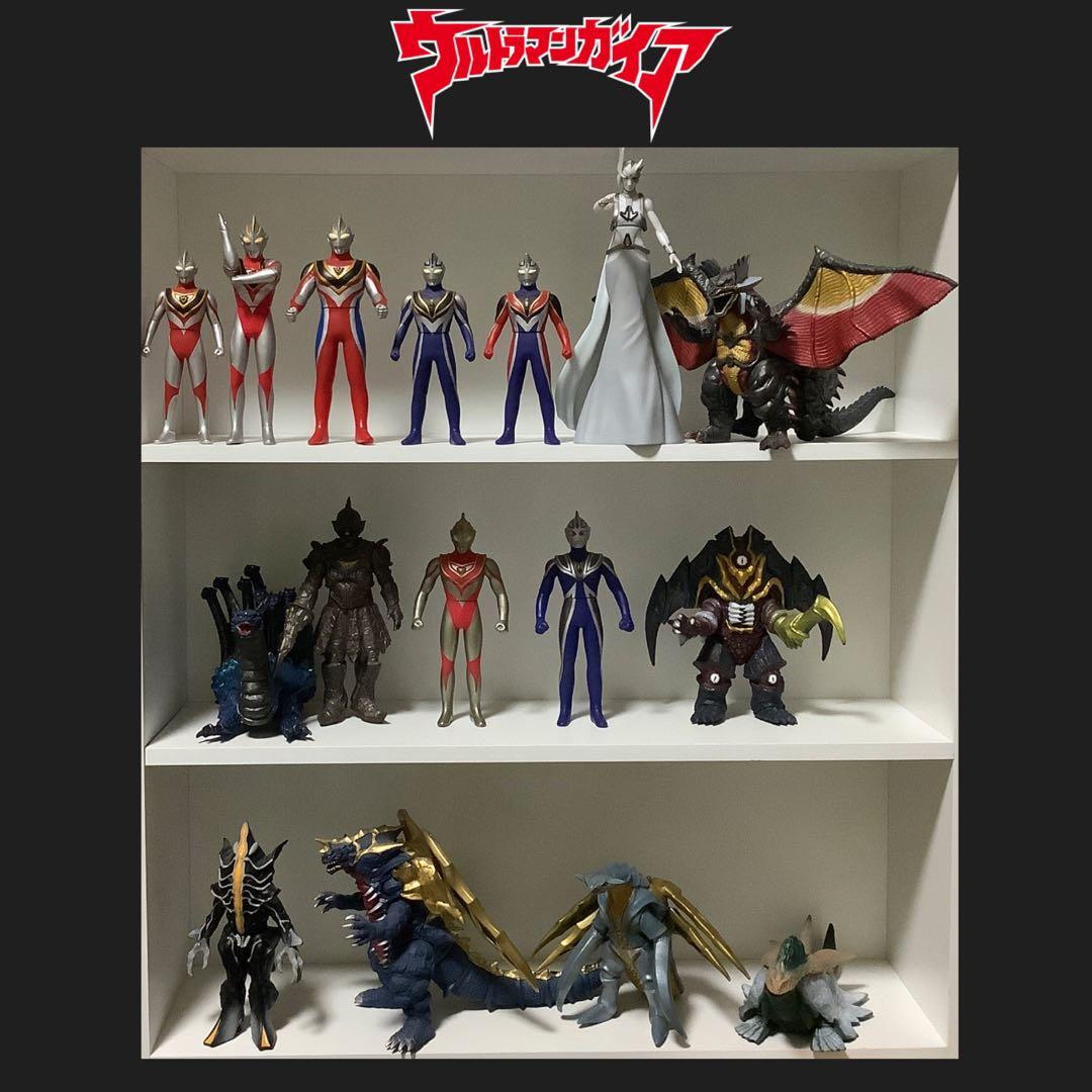 ウルトラマン ウルトラ怪獣【ガイアセット】ソフビ フィギュア - メルカリ