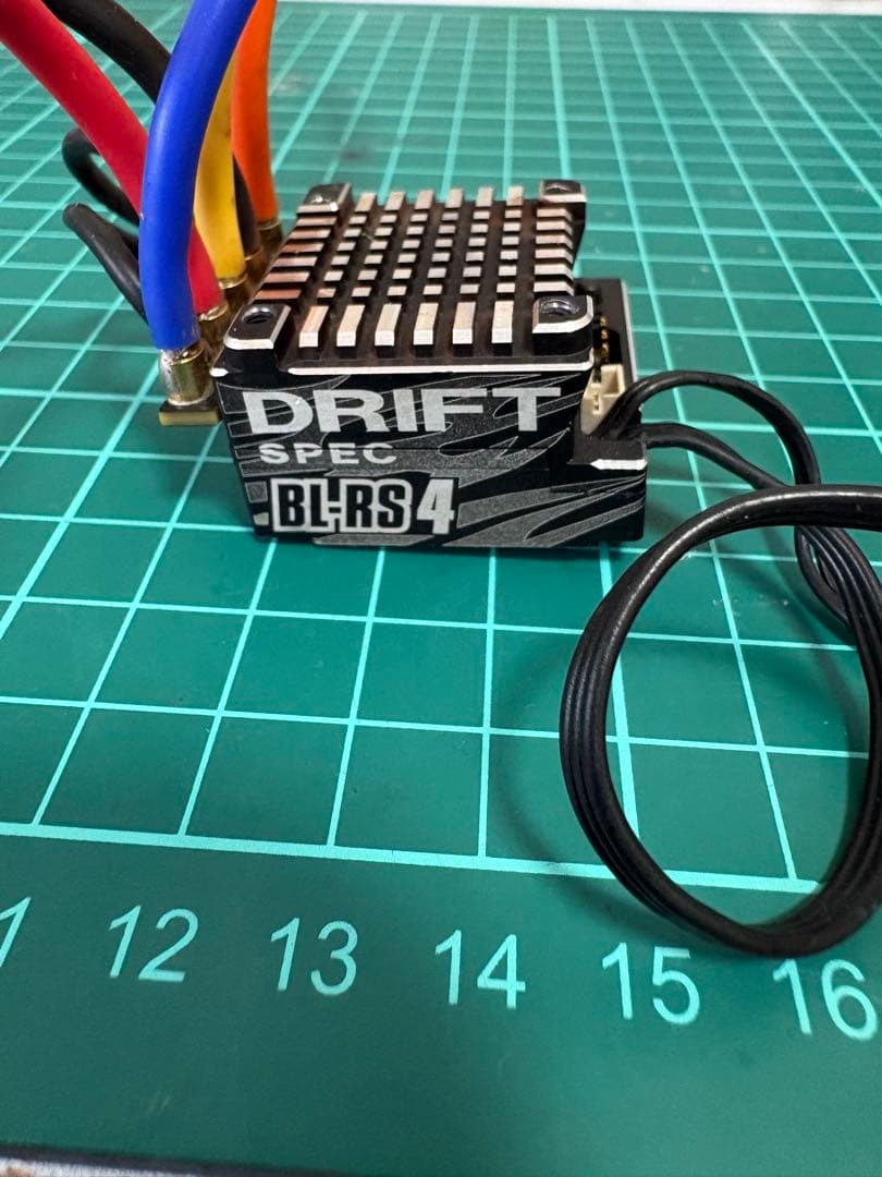 ヨコモ BL-RS4 アンプ SP-02D V2 サーボ - メルカリ