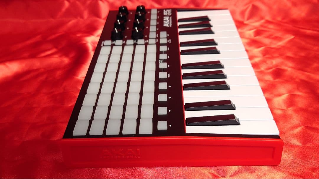 【中古品】AKAI professional apc key 25 mk2