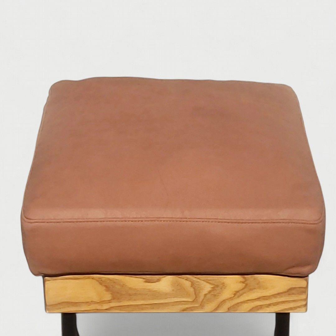 unico TREL オットマン アッシュ アイアン スツール