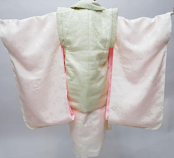 七五三 三歳 女児 被布着物フルセット 白色×若草色 ラメ入り お仕立て無料
