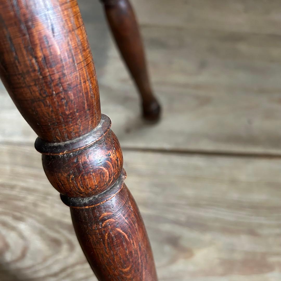 フランスアンティーク 木製 三本脚 スツール ダークブラウン　②