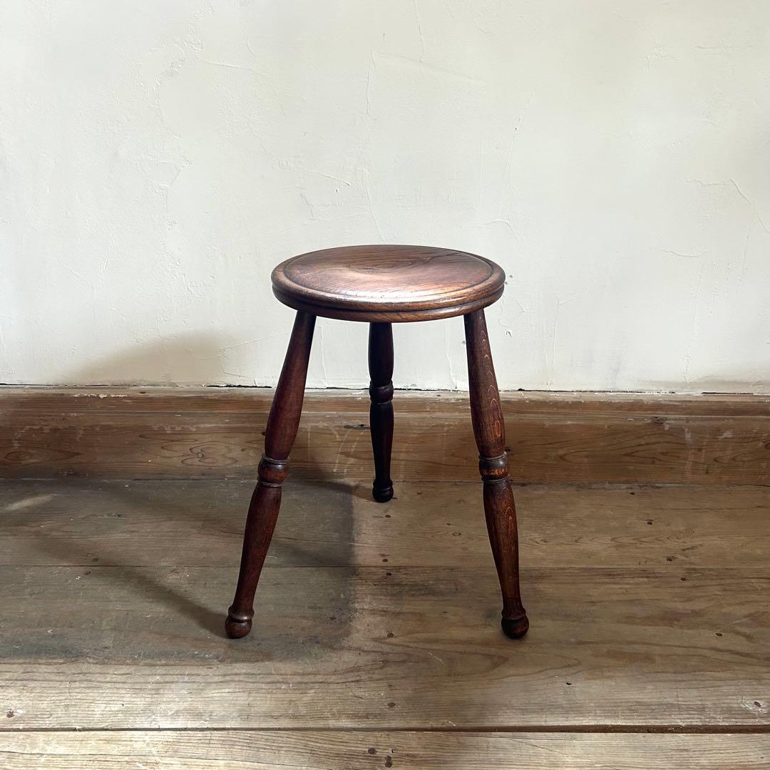 フランスアンティーク 木製 三本脚 スツール ダークブラウン　②