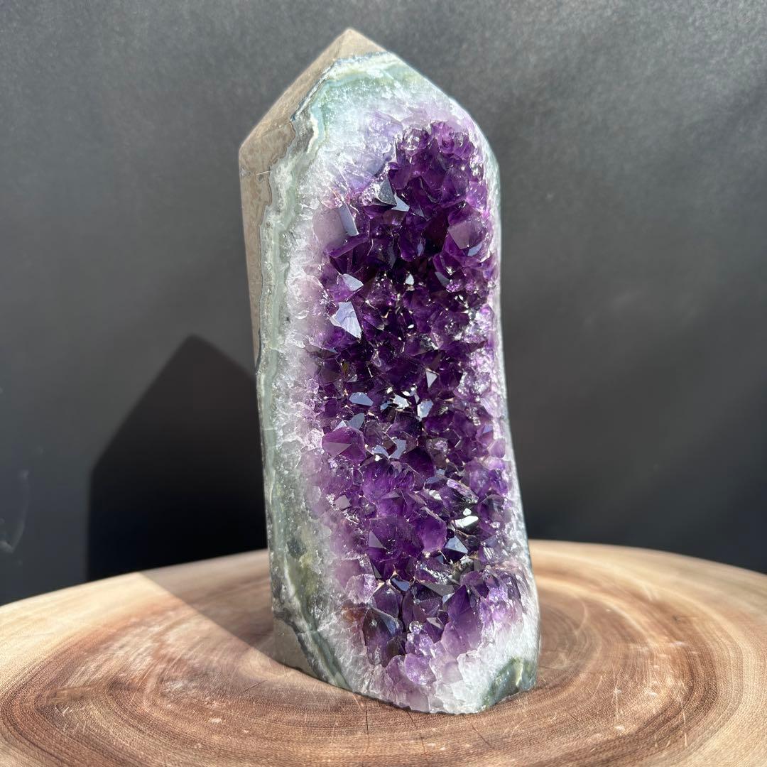 天然石アメジストのポイント　置物G.61